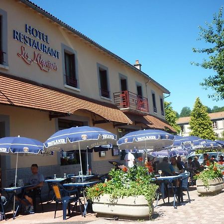 Les Negociants Hotell Pontgibaud Exteriör bild